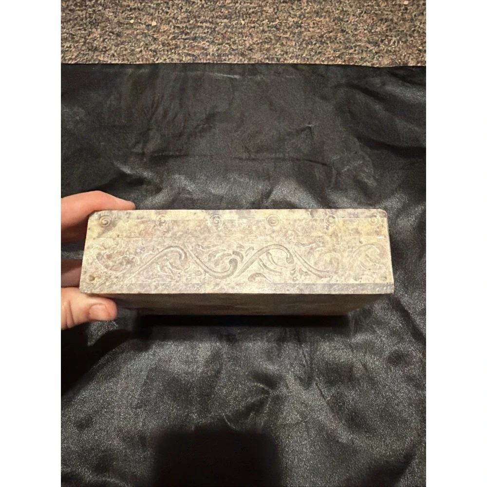 Vintage Hand Carved Marble Jewelry Box,White Stone Trinket Box, Onyx Trinket Box